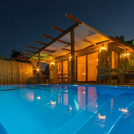 Ceren Akyaka Daily Weekly Мугла