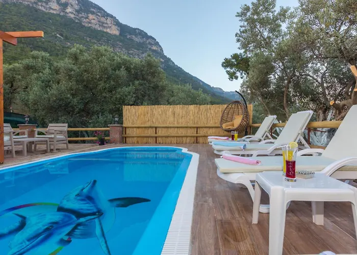 Ceren Akyaka Daily Weekly Villa
